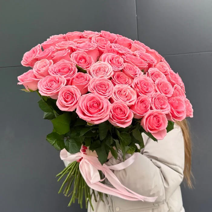 51 розовая роза 70 см